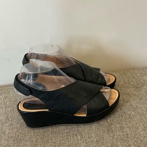 Me Too Arena Black Leather Slingback Wedge Sandals Size 6